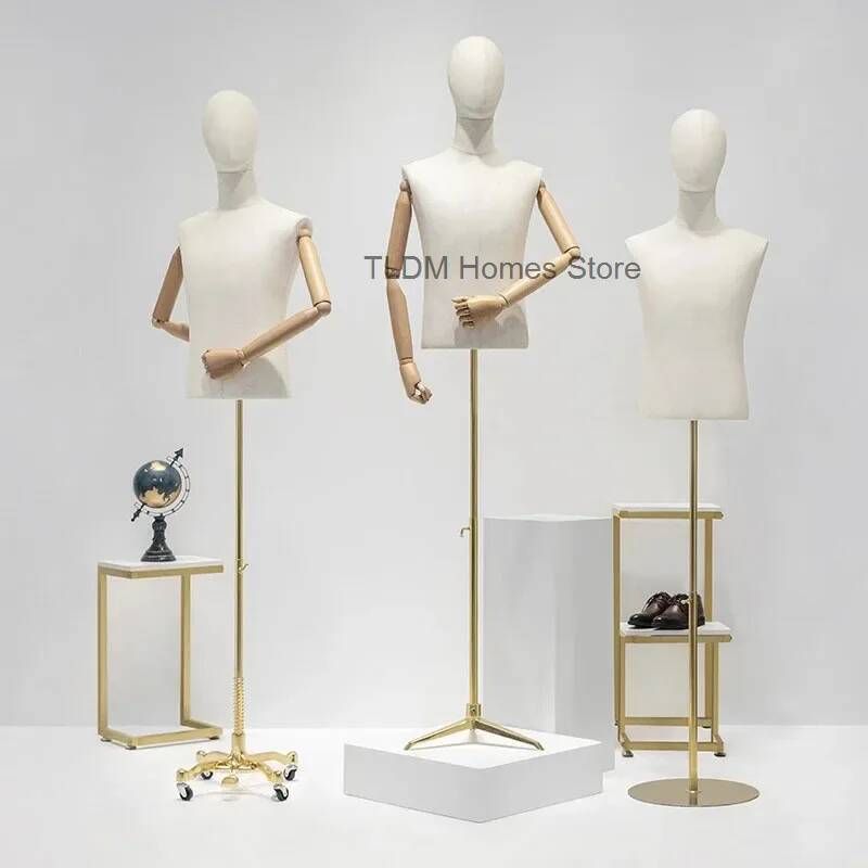 Kore Versiyonu Erkek Yarım Boy - Baby Clothing Display Stand incelemesi ve fiyatı